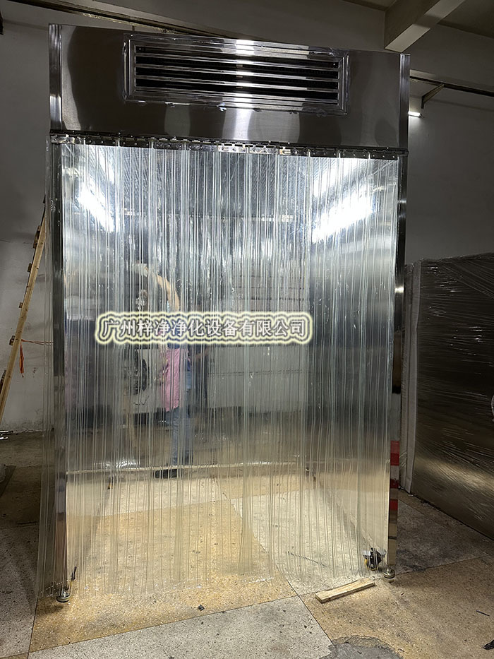 潔凈采樣車作為監(jiān)控潔凈車間環(huán)境質(zhì)量的工具，其標(biāo)準(zhǔn)要求尤為嚴(yán)格。